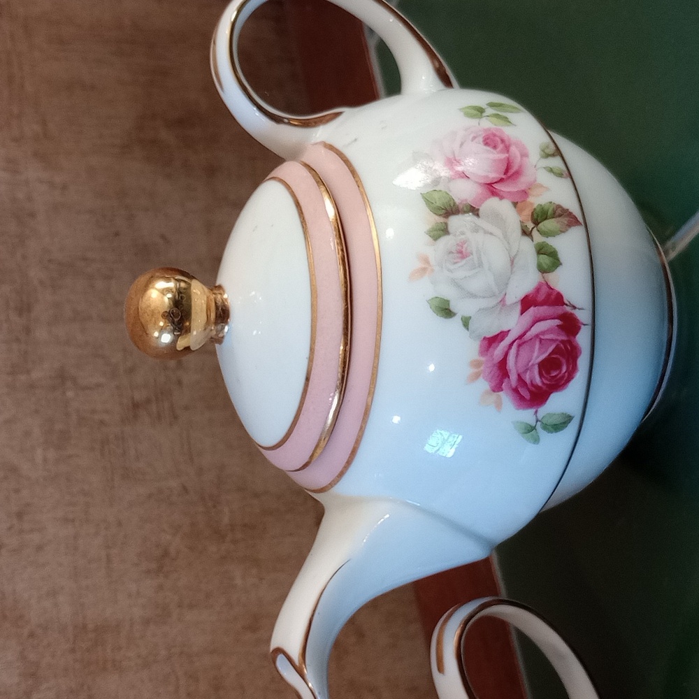Floral Teapot and Cup Combo - Picture 4 of 7